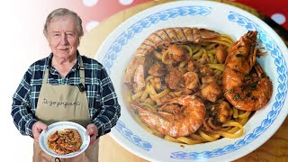 Questi Spaghetti Ai Frutti di Mare Vi Faranno Impazzire 😍 Ricetta Della Nonna [upl. by Ainelec]