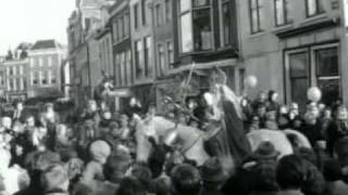 Sinterklaas in Leeuwarden 1965 [upl. by Leonid]