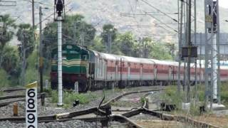 ALCO  GOC  WDG3A  23 LHB COACH  CHOLAN EXPRESS  Ottivakam [upl. by Allis493]