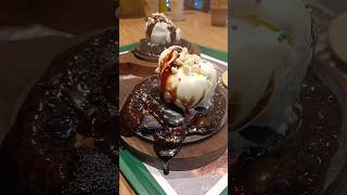 sizzling brownie 🤤😋 sizzling brownie sizzlingbrownie foodie dessert viralvideo viralshorts [upl. by Asiram]