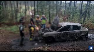 Encuentran un coche quemado en Bembrive tras un atraco a punta de pistola en Vigo [upl. by Jammal431]