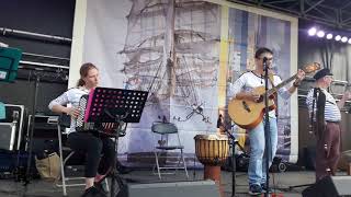 CavalTrad  Tout Le Long Du Bois  Festival Oostende Voor Anker 2019 [upl. by Rhodie]