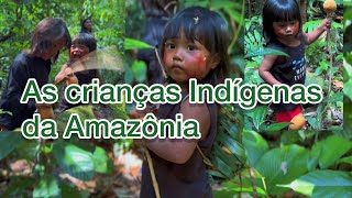 As crianças Indígenas da Amazônia aprendendo a viver na floresta [upl. by Yenaffit]