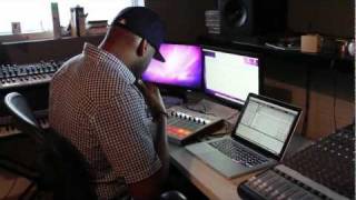 Ski Beatz Making A Beat With Vocal Samples FREE SAMPLES [upl. by Ijat]