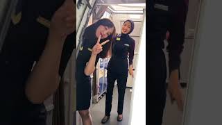 beautiful ladys closing Air Dor cabincrews Pramugari Air Asia flight attendant shortvideo [upl. by Illene]