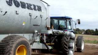 Joskin Modulo 2 14000 L VS New Holland TL100 [upl. by Brod]