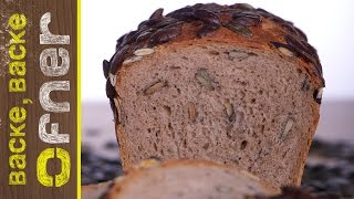 Bio Dinkelbrot mit Natursauerteig  Backe backe Ofner [upl. by Kovar261]