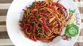 TAVUKLU SEBZELİ NOODLE🥕🌶️ 🍗 🍝 😍 [upl. by Ahsataj]