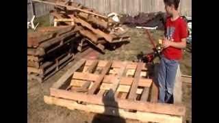 home made DIY Pallet Dismantler [upl. by Meece]