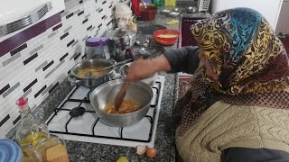 Yumurtalı makarna tarifi [upl. by Inajar]