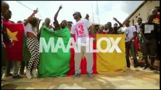 MAAHLOX LE VIBEUR  Choupo Moting Ne Sort Pas Clip Officiel [upl. by Mylor]