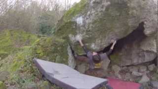 Bouldering in Vitorchiano  dottor manhattan 8a fa [upl. by Aihseya]