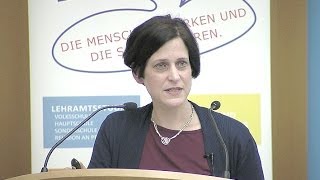 Dr Drorit Lengyel Mehrsprachigkeit an der Nahtstelle KitaSchule [upl. by Nnairda]