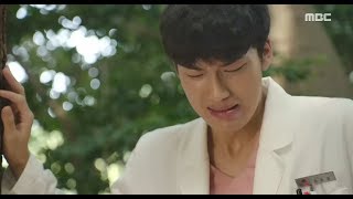 Hospital Ship병원선ep1920InSik rescues emergency patients and sheds tears of emotion20170928 [upl. by Leile]