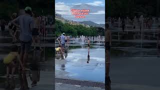 Children take a bath in the fountain trending shortvideo viralshorts nicefrance [upl. by Flessel887]