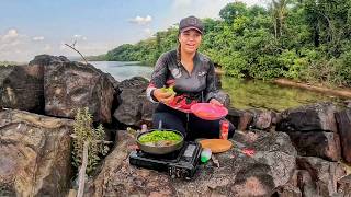 Pescamos e fizemos moqueca de peixe encima de um pedral na beira do rio [upl. by Krever796]