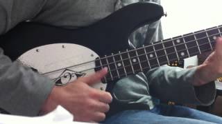 Musicman SUB Bass Demo [upl. by Ossy]