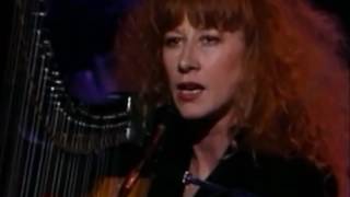 Loreena McKennitt  The Lady Of Shalott Live from the Juno Awards [upl. by Kassie]