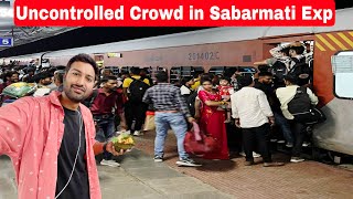 Uncontrolled Crowd in Gwalior Sabarmati Exp Journey [upl. by Nordna]