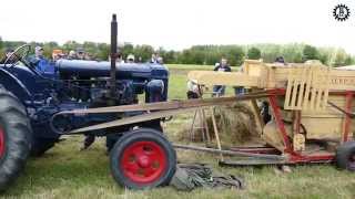 Fordson Höglund från 1949 driver Tröskverk [upl. by Bores707]