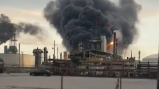 2 people injured in BP refinery fire near Toledo [upl. by Morril]