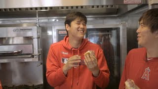 Mike Trout has Shohei Ohtani losing it while trying stadium food  Angels Weekly [upl. by Enyawd498]