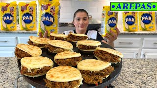 Arepas con carne mechada [upl. by Rabjohn]