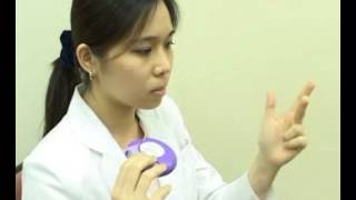 How to use an Accuhaler  Mandarin [upl. by Silloh]