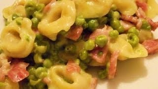 Ricetta Veloce Tortellini PannaProsciutto e Piselli [upl. by Schwing]