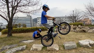 トライアル自転車JITSIE 18in VARIALジットシー [upl. by Eniluap]