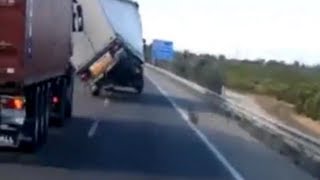 Truck VS High Wind [upl. by Attenwad]