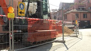 Cantieri estivi a Pavia tanti interventi e qualche disagio in città [upl. by Eiralih]