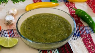 Cómo hacer una Delicioso Salsa Verde para Tacos 😋🌮 [upl. by Naillil]