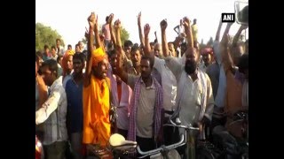 Smugglers protesters clash at BirgunjRaxaul border point [upl. by Farly792]