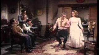 Mario Moreno quotCantinflasquot Bailando con Isela Vega [upl. by Delora185]