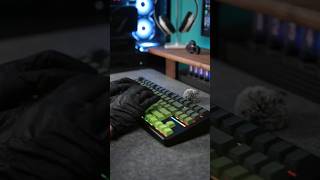 Unboxing the Customizable Gradient Green Keyboard asmr unboxing keyboard asmrsounds gaming [upl. by Nibaj]