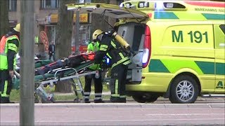 Trafikolycka MopedbilPersonbil Ålandsvägen Storagatan Mariehamn 28 4 2014 Åland [upl. by Amlet]