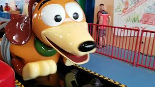 TOY STORY LAND SLINKY DOG DASH Roller Coaster RIDE 4K [upl. by Adnhoj303]