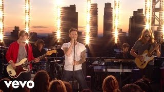 Maroon 5  Makes Me Wonder VEVO Summer Sets [upl. by Delmar]