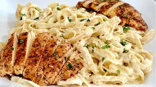 FETTUCCINI ALFREDO CON POLLO  SALSA ALFREDO CREMOSA Y FÁCIL  EN CASA CON IXCHEL [upl. by Kola]