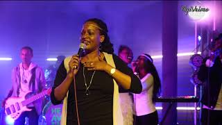 Ndanyuzwe by Aline Gahongayire  Live Performance 2019  A New Thing Concert [upl. by Safir430]