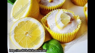 Zitronen Muffins mit Zuckerguss  Zitronenmuffins  Zitronen Cupcakes Rezept [upl. by Chemush870]