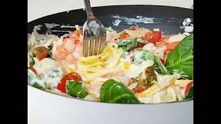 Creamy Courgetti with Gambas from DoorMeal [upl. by Rocker]