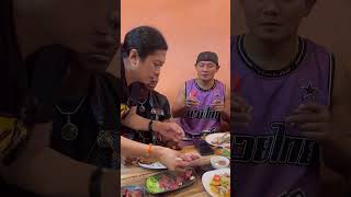 Buakaw Banchamek ve Saenchai 😅 [upl. by Shwalb]