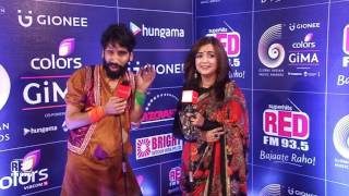 GIMA AWARDS 2016 RED CARPET  Monali Thakur with KaanPhaad ABHILASH [upl. by Reinwald963]