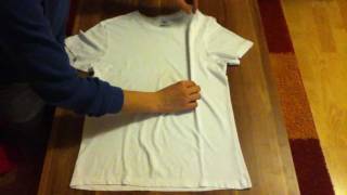 How to TShirt schnell falten  TShirt schnell falten Tutorial [upl. by Zucker]