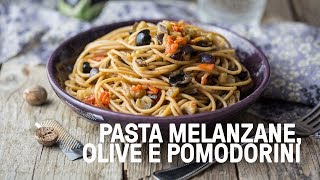 Spaghetti con melanzane pomodorini e noce moscata [upl. by Eldon591]