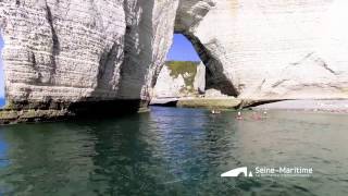 Un voyage au plus près des falaises dÉtretat [upl. by Feerahs629]