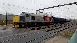 ROG 37901Mirrlees Pioneer with 2 barrier coaches burbles through cremorne lane crossing on 5124 [upl. by Sulakcin749]