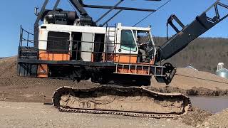 Northwest 190 Dragline Operating [upl. by Nosyarg222]